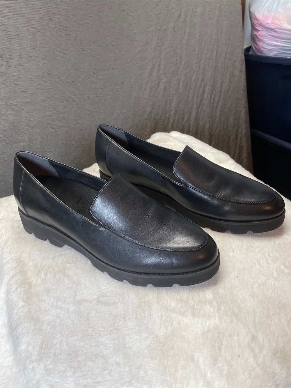 Vionic Black Leather Slip-On Moccasins
